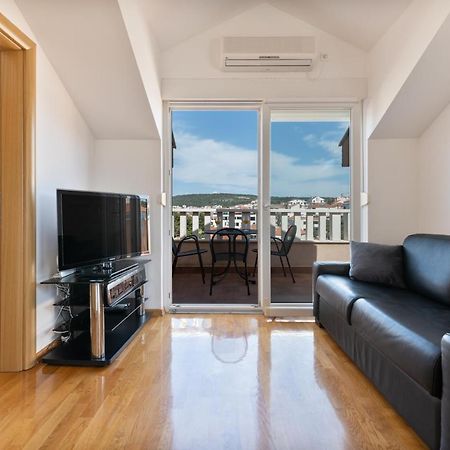 Dalmatia Apartments Ciovo Trogir Exterior photo