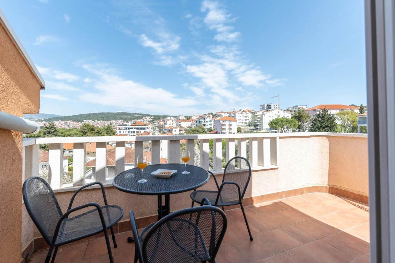 Dalmatia Apartments Ciovo Trogir Exterior photo