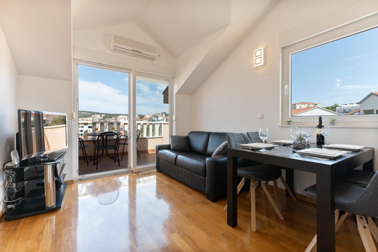 Dalmatia Apartments Ciovo Trogir Exterior photo