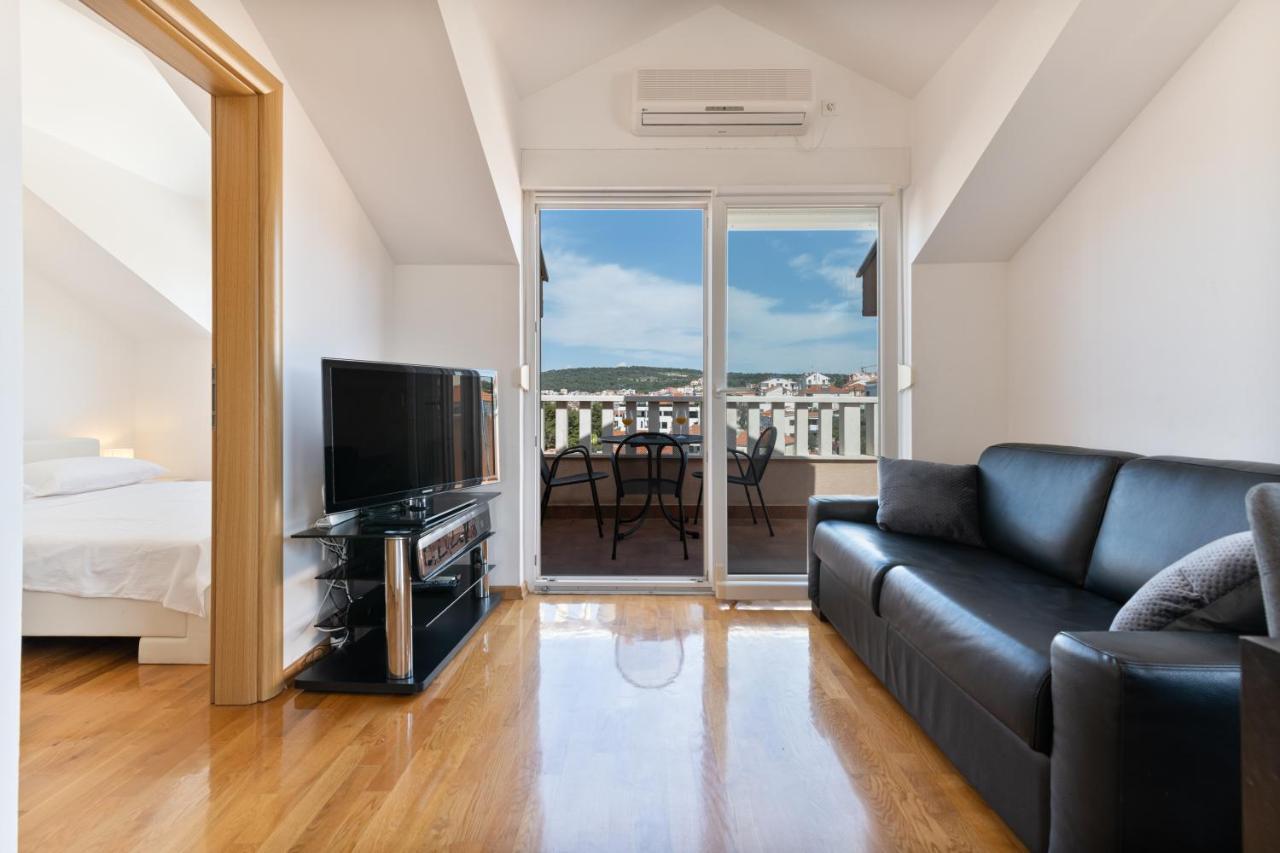 Dalmatia Apartments Ciovo Trogir Exterior photo